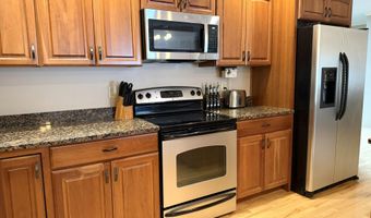 36 Kathryn Ln, Bangor, ME 04401