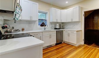 120 Williams Ave, East Providence, RI 02914