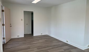 1341 Ekaha Ave Upstairs, Honolulu, HI 96816
