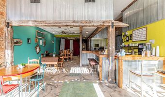 316 318 Broadway St, Abilene, KS 67410