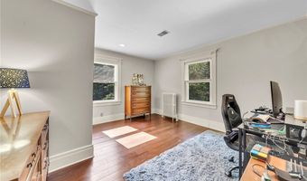 49 Burbank Dr, Amherst, NY 14226