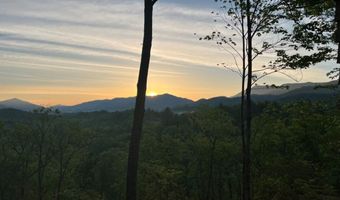 256 Hillside Ln, Andrews, NC 28901