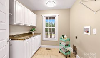 18 Alex Way, Asheville, NC 28806