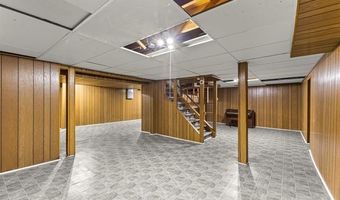 18607 Colonial Ct, Allen Park, MI 48101