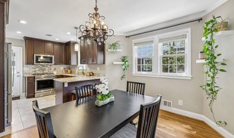 3724 2ND St S, Arlington, VA 22204