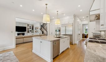 5120 WESSLING Ln, Bethesda, MD 20814
