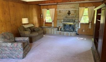 206 S MAIN St, Albion, PA 16401