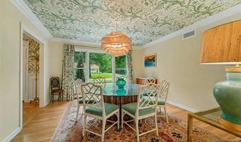 26 Bradrick Ln, Allendale, NJ 07401