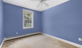 16 Karen Dr, Hopkinton, RI 02832