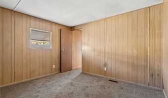 587 Harbor Dr, Bullhead City, AZ 86442