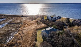 377 Rumstick Rd, Barrington, RI 02806
