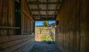 11255 KROENIG Rd, Amity, OR 97101