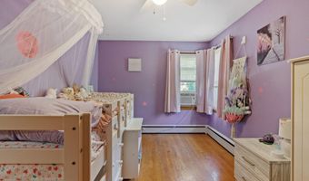 42 Edson St, Amsterdam, NY 12010