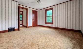 213 W 2nd St, Alma, MO 64001
