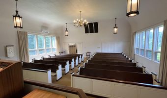 2 Howard St, Augusta, ME 04330