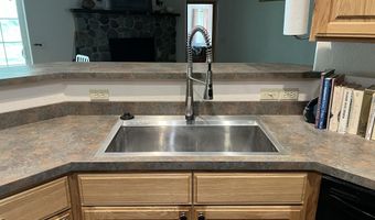 927 Bear Claw Rd, Clark Fork, ID 83811