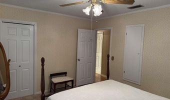 154 Perry Ln, Atmore, AL 36502