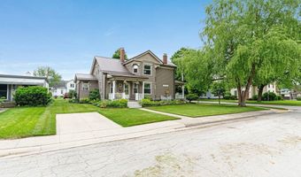 804 S Jackson St, Auburn, IN 46706
