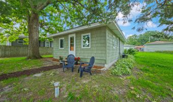 42328 N Oak St, Antioch, IL 60002