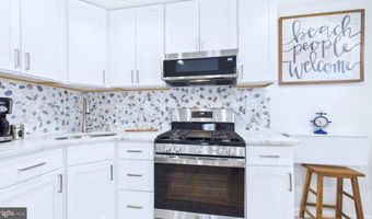 4 N Brighton Ave, Atlantic City, NJ 08401