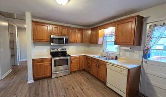 524 Pin Oak St, Adrian, MO 64720