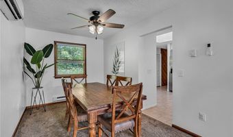 130 Graybark Ln, Amherst, OH 44001