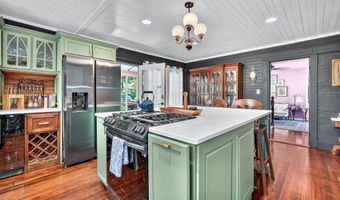 2839 Main St, Barnstable, MA 02630