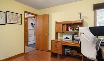 3900 Dursum Ave NE, Ada, MI 49301
