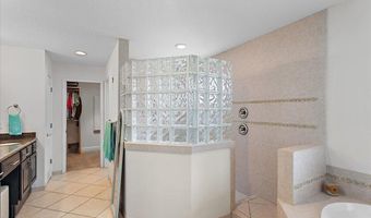 53 OCEANSIDE Dr, Atlantic Beach, FL 32233