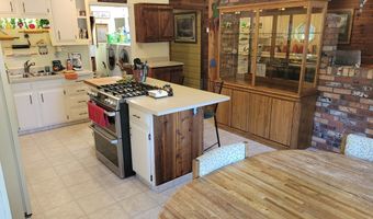 10525 Skunk Creek Rd, Cascade, ID 83611