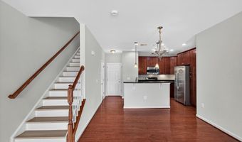 43845 CENTERGATE Dr, Ashburn, VA 20148