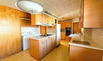 420 MAIN St, Akron, IA 51001