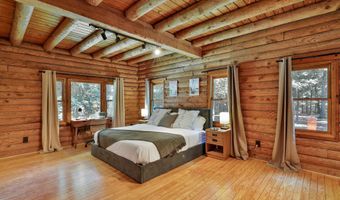 21663 OATLANDS Rd, Aldie, VA 20105