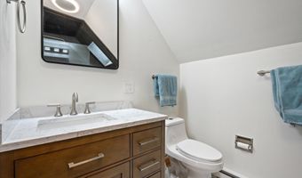 43 Darling Parke Dr, Bangor, ME 04401