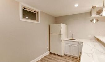 3436 HOLLY Rd, Annandale, VA 22003