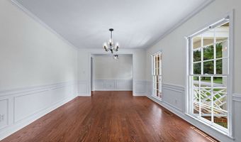 2215 WALLINGTON Dr, Albany, GA 31707