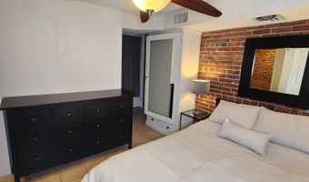 1211 33RD St NW A, Washington, DC 20007