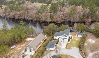 9854 Rivergate Dr NW, Ash, NC 28420