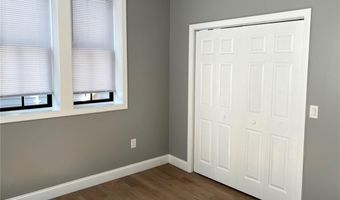 155 Main St 2, East Greenwich, RI 02818