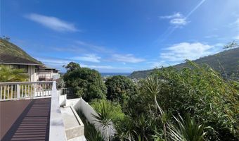 920 Leighton St, Honolulu, HI 96821