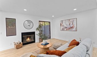 1262 E La Palma Ave A, Anaheim, CA 92805