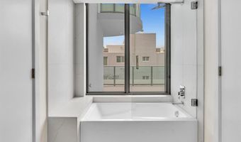 9901 W Bay Harbor Dr 304, Bay Harbor Islands, FL 33154