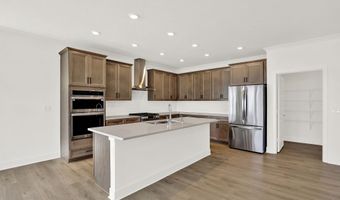 5126 Nettleton Way, Avon, IN 46123