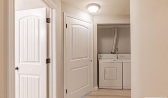 1458 Falcon Dr, Ammon, ID 83406