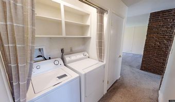 111 Valley Dr, Casper, WY 82604