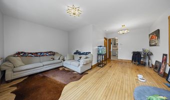 2760 N Territorial Rd W, Ann Arbor, MI 48105