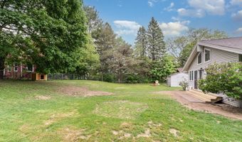 812 W Ctr, Alma, MI 48880