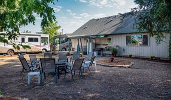 242 38TH St, Springfield, OR 97478