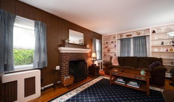 203 COMMONWEALTH Ave, Claymont, DE 19703