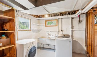 2431 N NOTTINGHAM St, Arlington, VA 22207